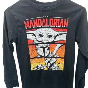 Star Wars The Mandalorian The Child Baby Yoda Graphic Long Sleeve Tee Boys M